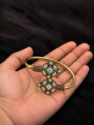 Gold plated geometric white adjustable kada bracelet 3
