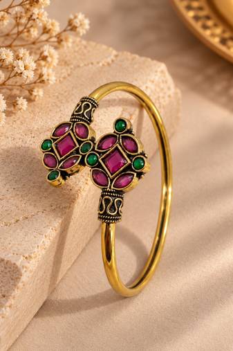 Gold plated geometric red green adjustable kada bracelet