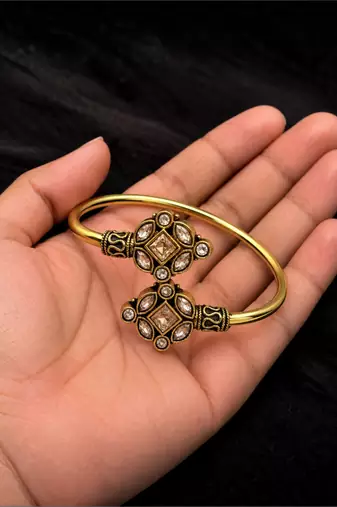 Gold plated geometric clear adjustable kada bracelet