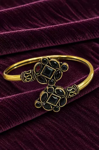 Gold plated geometric black adjustable kada bracelet