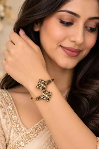 Gold plated geometric clear adjustable kada bracelet