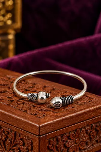 German silver snakehead pink stone adjustable kada bracelet