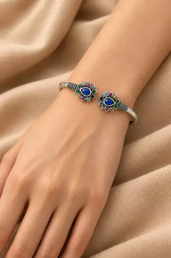 German silver oxidized multi teardrop kada bracelet