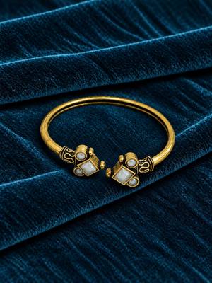 Gold plated geometric white adjustable kada bracelet 1