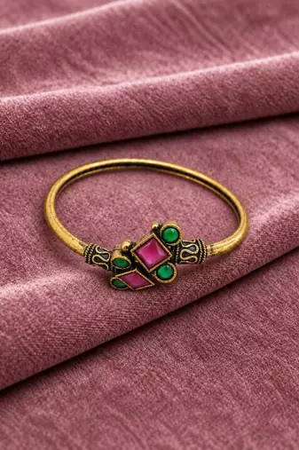 Gold plated geometric red green adjustable kada bracelet