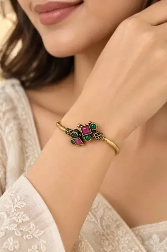 Gold plated geometric red green adjustable kada bracelet