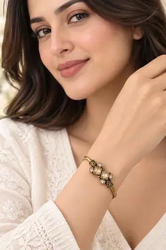 Gold plated geometric clear adjustable kada bracelet