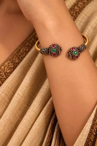 Gold plated red green adjustable kada bracelet