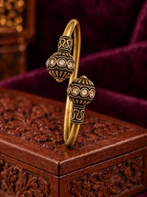 Gold plated clear adjustable kada bracelet 2