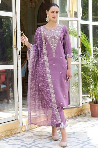 Pink silk blend embroidered free size suit