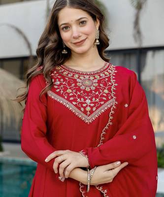 Red silk blend embroidered   sequins free size suit 3