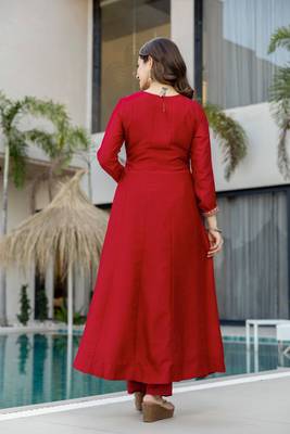 Red silk blend embroidered   sequins free size suit 4