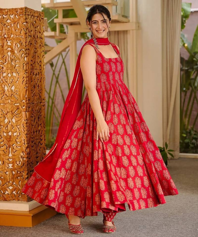 Red blended cotton printed free size suit