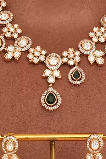 Gold plated royal green kundan necklace set