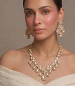 Gold plated kundan necklace set