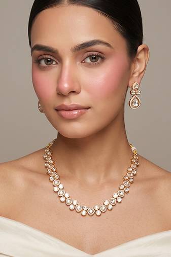 Gold plated kundan necklace set