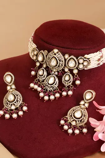Gold plated ruby red kundan choker set