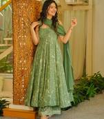Green blended cotton printed free size suit