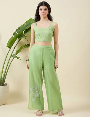 Women printed top & palazzos with shirt co-ords 3