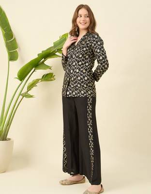 Woven designed top & trouser co-ord set 4