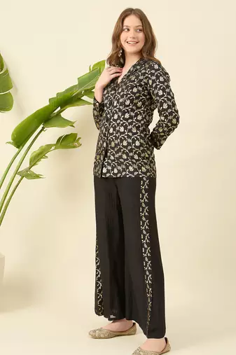 Woven designed top & trouser co-ord set