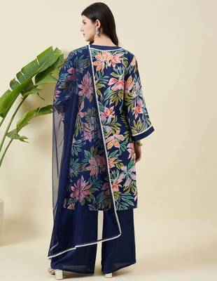 Women floral printed cotton kurta with palazzos & dupatta 2