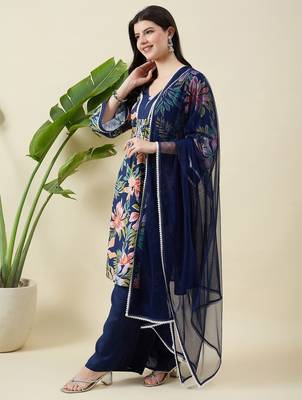 Women floral printed cotton kurta with palazzos & dupatta 4