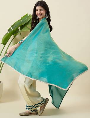 Women solid square neck kurta with palazzo & dupatta 3