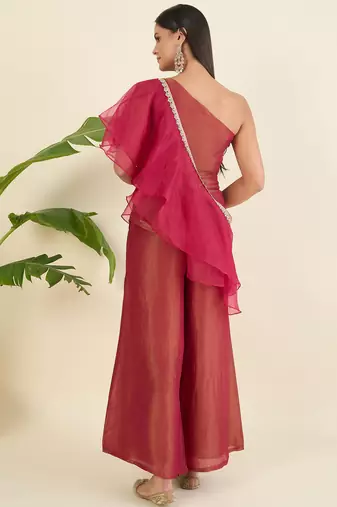 Women regular thread work top with palazzos & with dupatta