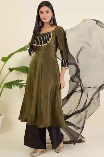 Women regular gotta patti kurta with palazzos & with dupatta