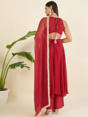 Women regular thread work kurta with palazzos & with dupatta 2