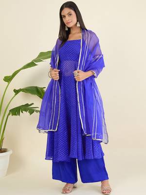 Women ethnic motifs printed tiered sequinned kurta with palazzos & with dupatta 4