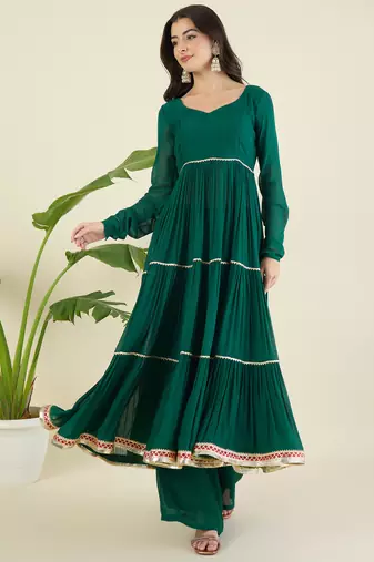 Women tiered gotta patti chanderi cotton kurta with palazzos & with dupatta