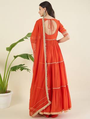 Women tiered gotta patti chanderi cotton kurta with palazzos & with dupatta 2