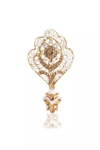 White pearl golden plated wedding mala with groom brooch