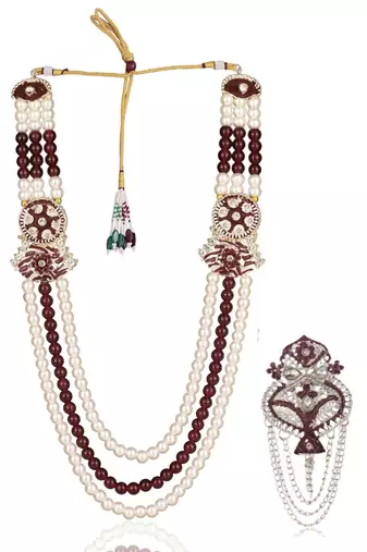Multy pearl gold plated traditional sherwani mala with brooch