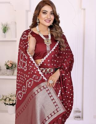 maroon satin bandhej printed saree with blouse 2