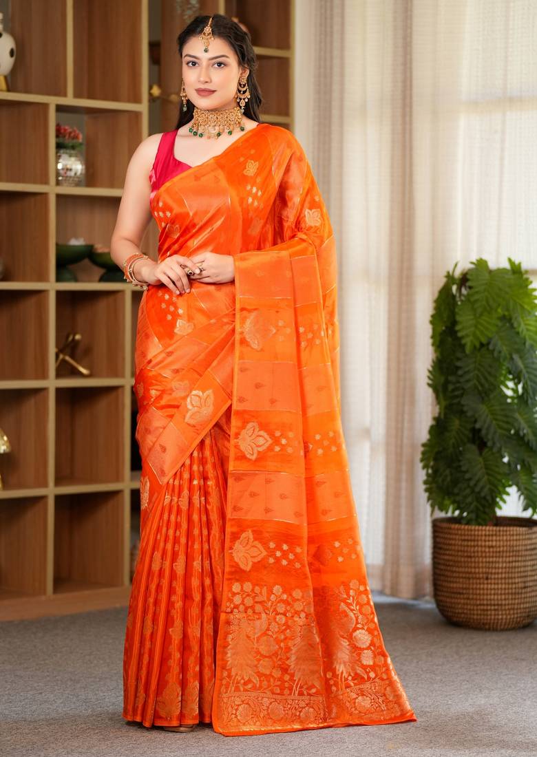 vyomi silk blend saree with contrast blouse piece hand embroidery