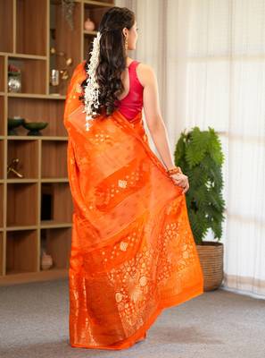 vyomi silk blend saree with contrast blouse piece hand embroidery 5