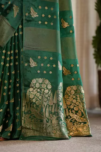 harsha silk blend saree with contrast blouse piece hand embroidery