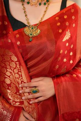 tavisha silk blend saree with contrast blouse piece hand embroidery 5