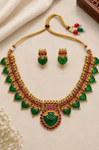 Green gold-plated ethnic necklace set