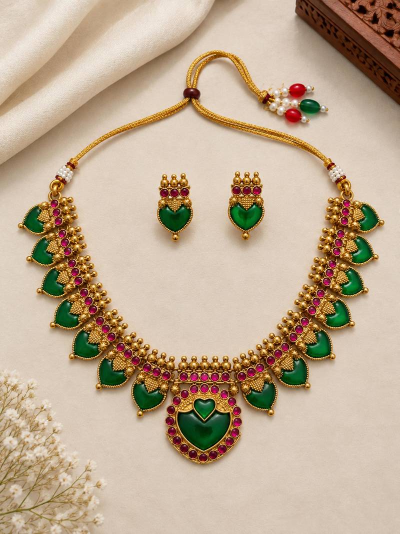Green gold-plated ethnic necklace set