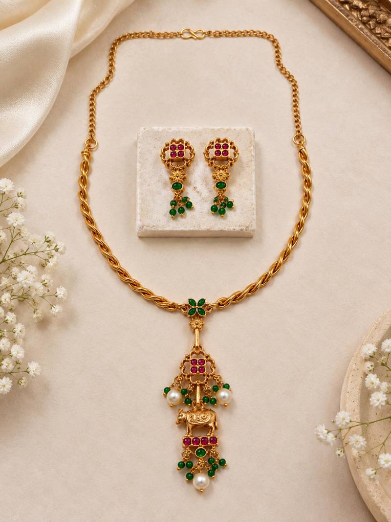 Multicolor gold-plated festive necklace set