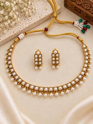 White gold-plated traditional necklace set 2