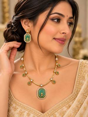 Emerald gold-plated necklace set 1