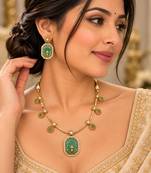 Emerald gold-plated necklace set