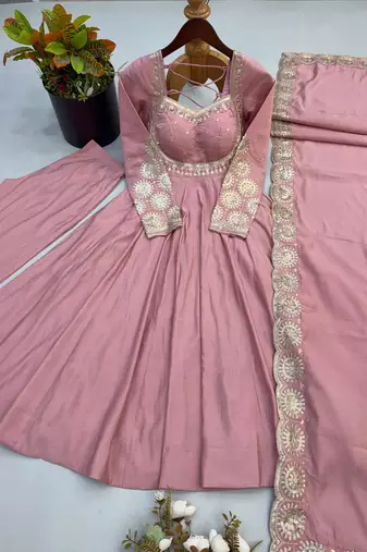 Pink roman silk blend gown set with chanderi dupatta