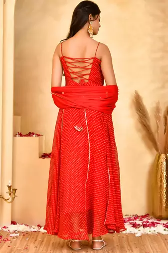 Laal leheriya anarkali kurta with wine dupatta