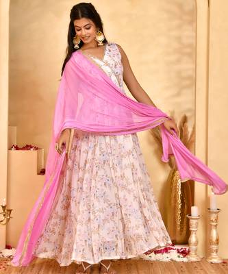 Gulabi gul floral anarkali kurta with dupatta 1